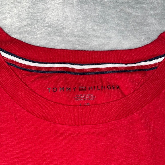 Tommy Hilfiger Short Sleeve Tee - Picture 3 of 4
